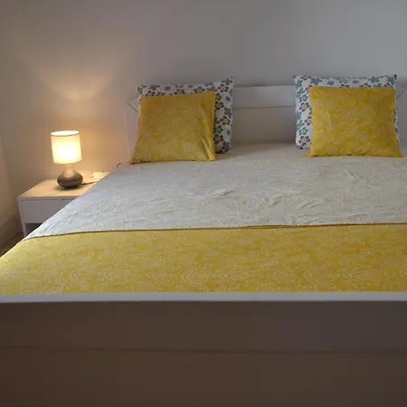 Ferienwohnung Fur 4 Personen Ca 45 Qm In Srima, Dalmatien Norddalmatien *